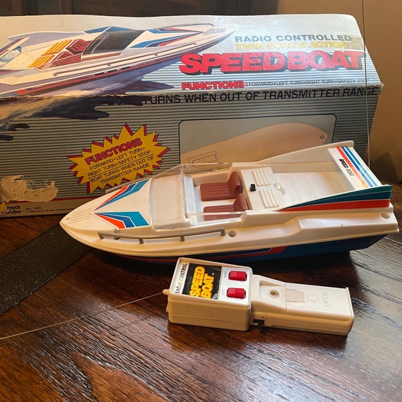 KAY-BEE vintage, 1986 speed boat toy - Picture 2 of 8